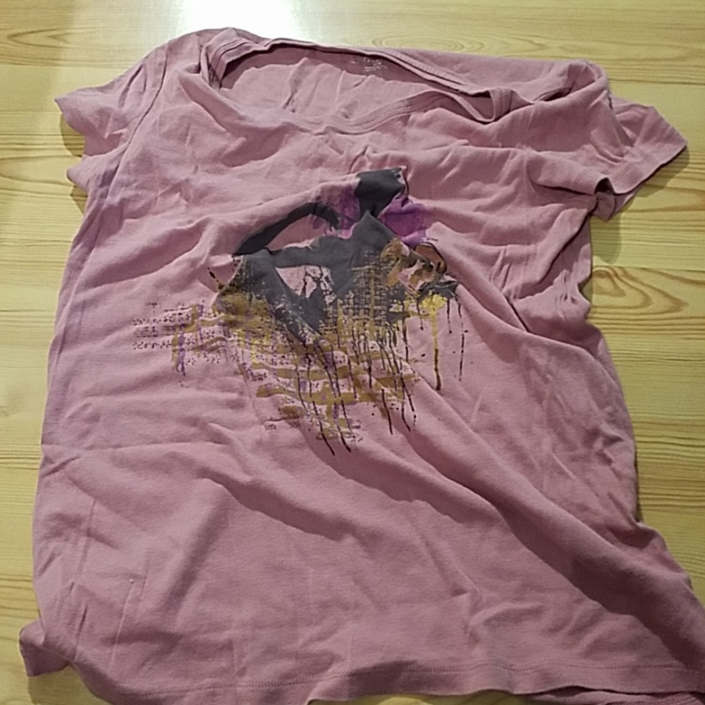 Purple tshirt